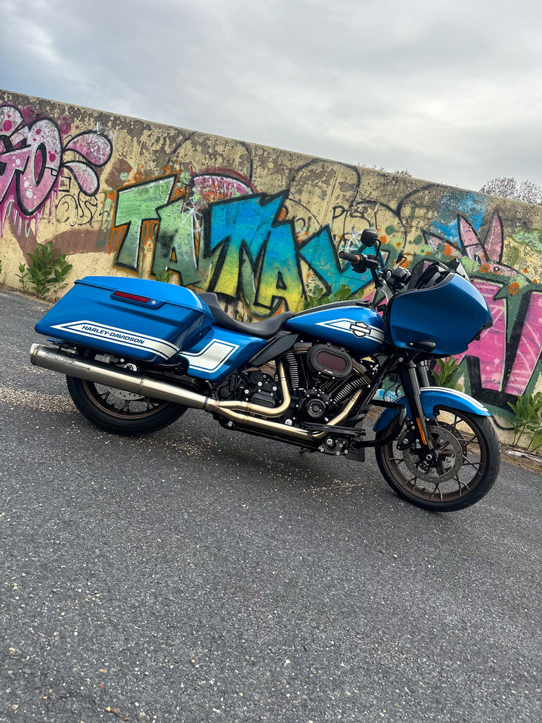 2017–2025 Harley M8 Bagger with Stealth Pipes stainless exhaust system – American-made performance upgrade